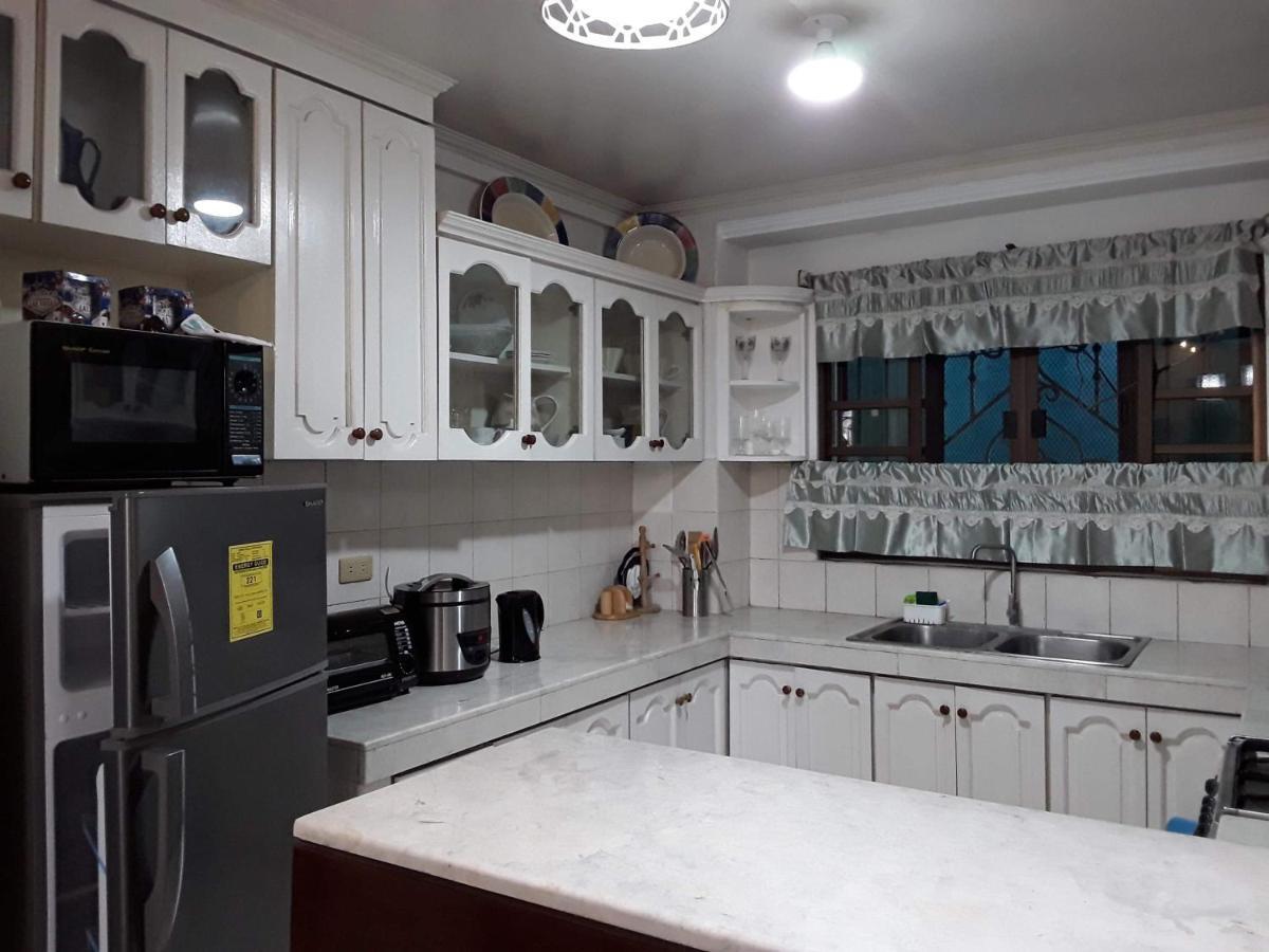Fabuluz Luxury At Princess Place Malolos Bagian luar foto
