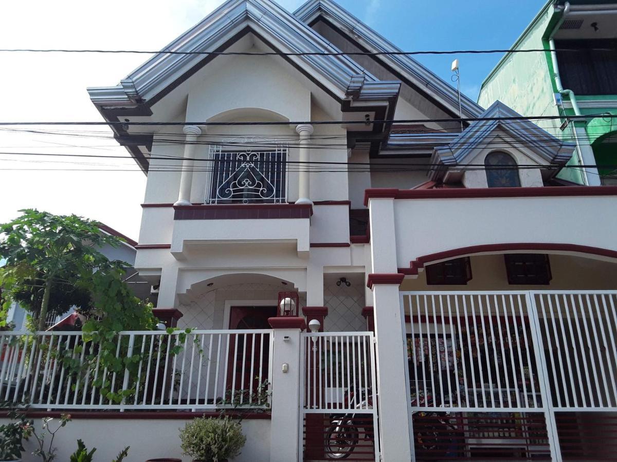 Fabuluz Luxury At Princess Place Malolos Bagian luar foto